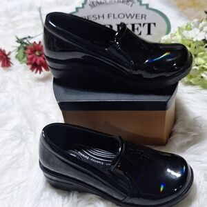 Easy Works By Easy Street 9 1/2 WW Slip On Shoes, Black